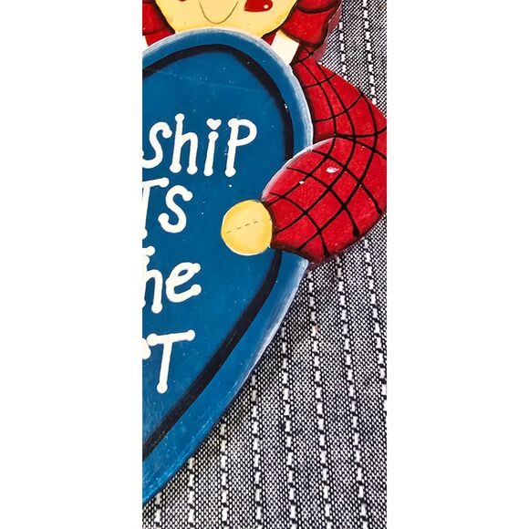 Vintage Raggedy Ann & Andy Wooden Wall Hanging Sign "Friendship Starts In The He - Picture 2 of 5